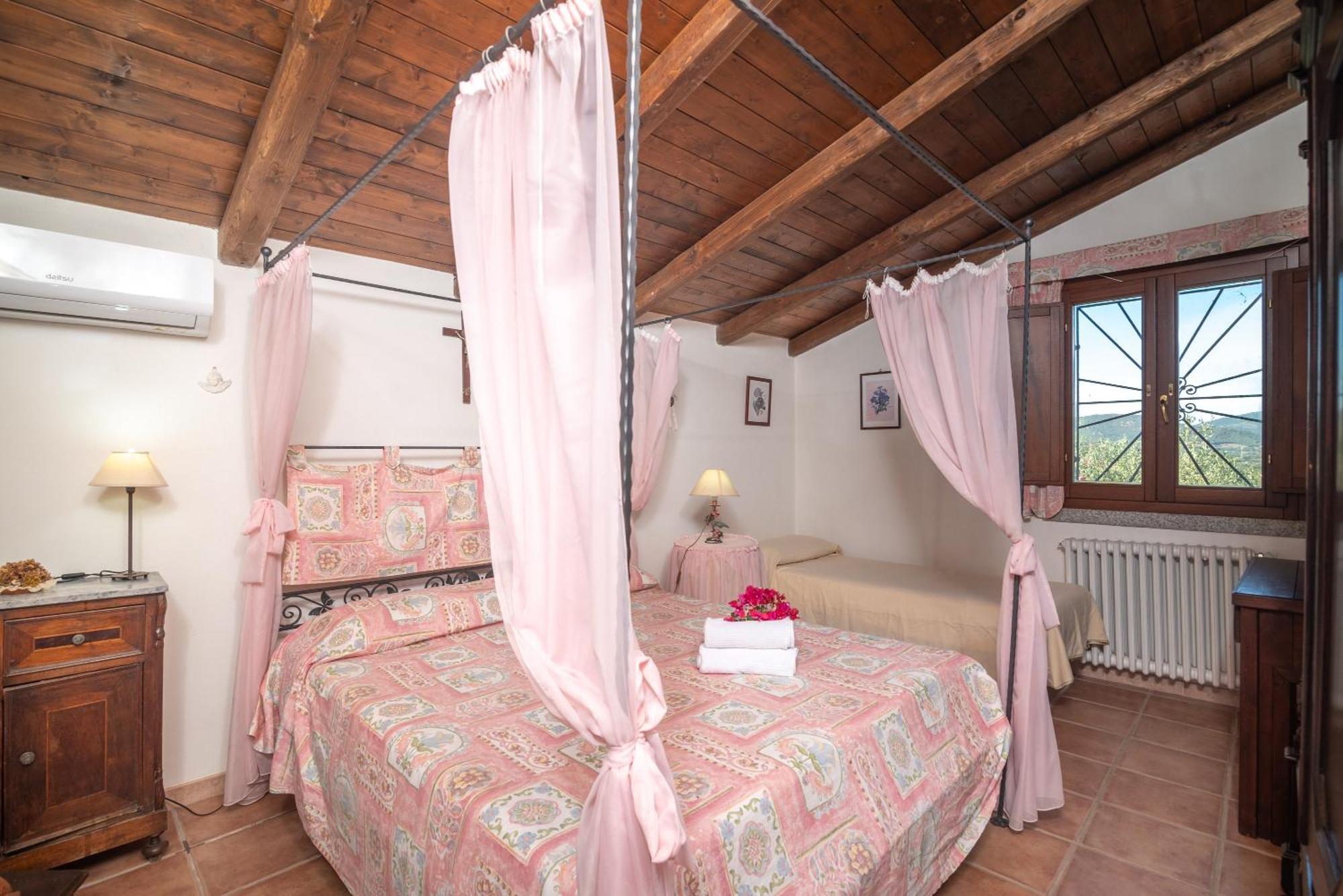 Villa Peditoltu Olbia Esterno foto